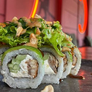 Рол зелений дракон з вугрем (370)