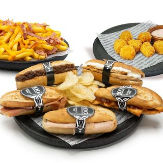 1 Rueda de Montaditos da Casa + 2 Aperitivos