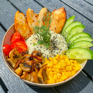 Боул з куркою