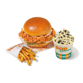 The Chicken Sandwich + Patatas cajún + Pop Cream