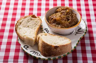 Porzioni di sugo