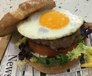 Nr5.Hamburguesa de ternera  Angus (200gr.)