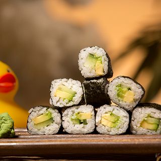 Maki aguacate (8 uds.)