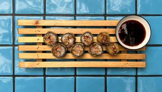 Hot Roll Futomaki 8 pcs