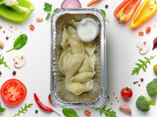 Вареники с картофелем со сметаной