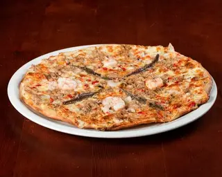 Pizza De Mar