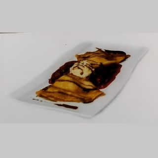 Palačinke sa nutelom, plazmom i višnjama