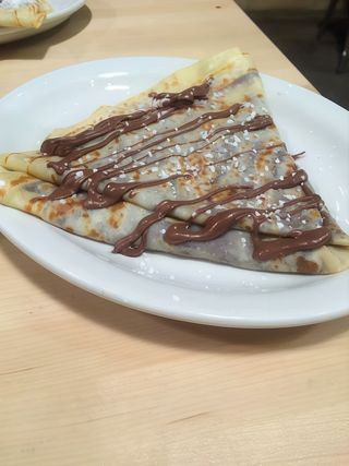 Crêpe Nutella À La Noix De Coco Râpée