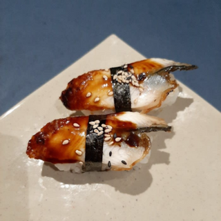 Sushi Anguila (2 Pzs.)