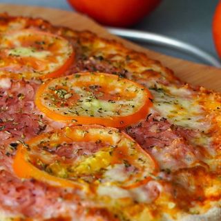 PIZZA QUEIJO E FIAMBRE