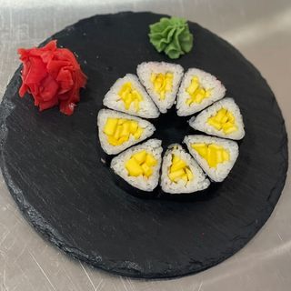 Մանգոյով ռոլլ