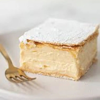 Vanilla Cake Slice