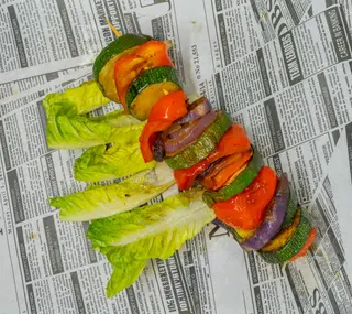 Szaszłyk z grillowanych warzyw