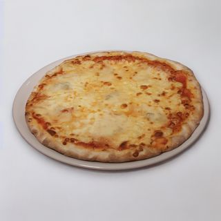 Pizza cuatro quesos