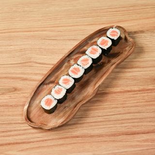 Hosomaki Con Salmón (8 Uds.)