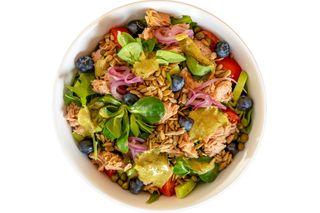 Tuna & avokado salata