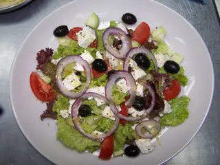 Grčka mala salata