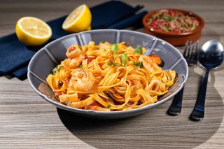 Tagliolini cu fructe de mare