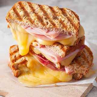 Jamon Y Queso Mixto Sandwich 