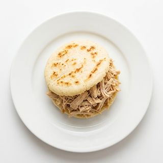 Arepa De Pollo (1 Ud.)