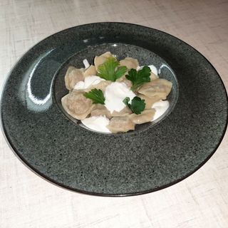 Пельмені зі свино-яловичим фаршом (220г)