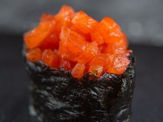 Спайс з лососем (45g)