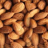 Migdale cu sare de mare