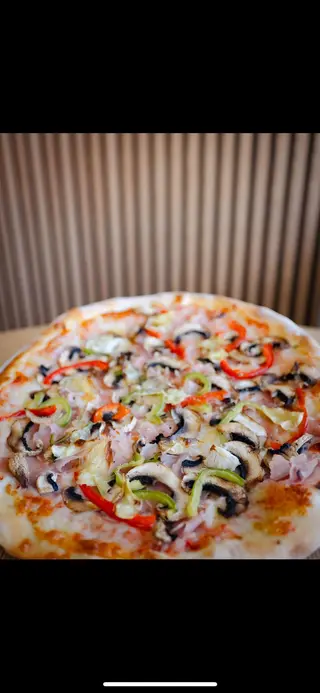 Pizza 4 Estações