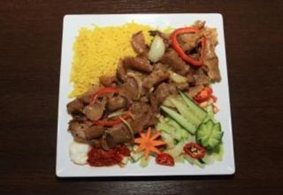 Wołowina na talerzu duża