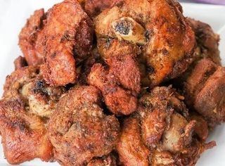 Poulet Grillé + Frite + Attiéké