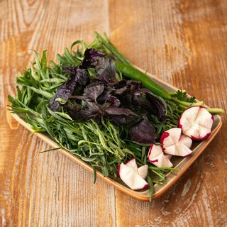 მწვანილის ასორტი (სეზონურად)