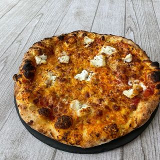 Pizza 4 Quesos (Mediana)