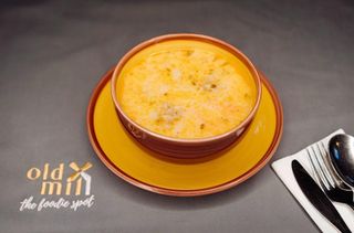 SUPA CREMA DE LEGUME CU CRUTOANE..