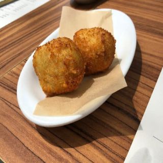 Croquetas De Berenjena Y Queso Scamorza Ahumado (2 Uds.)