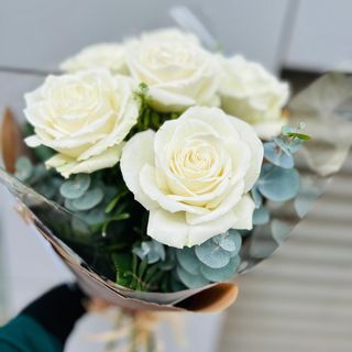 Ramo 6 Rosas Blancas