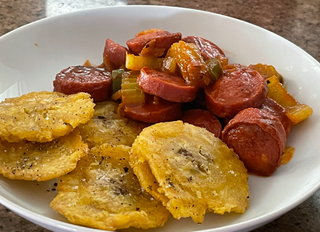 Chorizo Con Patacones