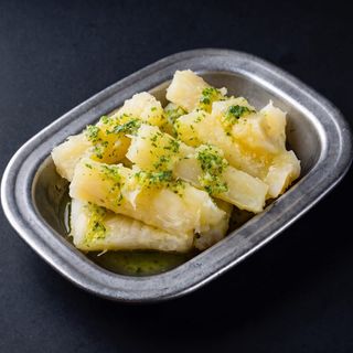 RACIÓN DE YUCA COCIDA