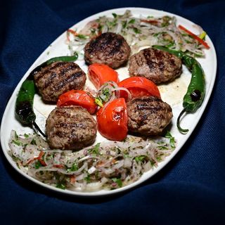 ხორცის კოტლეტი მაყალზე 