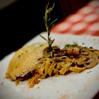 TAGLIATELLE CHAMPIGNON Y TRUFA