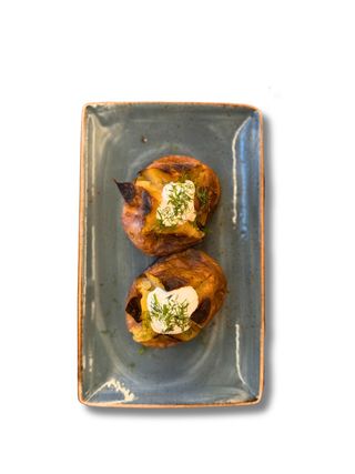 Цял печен картоф