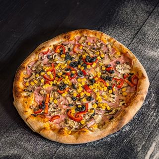  Pizza Quattro Stagioni 