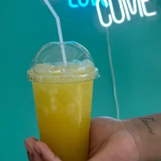 Limonada de maracuyá 