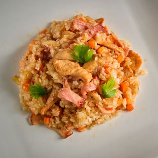 Рис з куркою та беконом 0,380