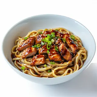 Yakiudon de pollo teriyaki
