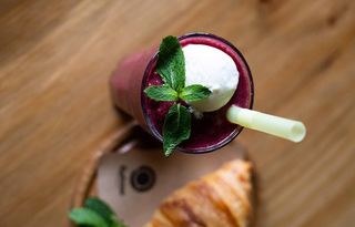 Смузи ягодный с мороженым (450мл)