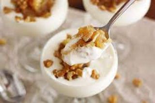 Yogurt al miele e cereali
