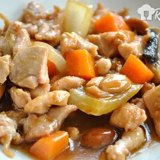 Pollo Con Almendras