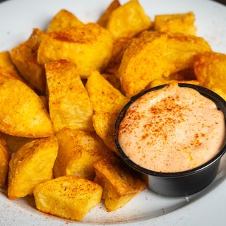 PATATAS BRAVAS