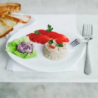 Salată de vinete cu maioneză de casa , ceapă și roșie/200gr