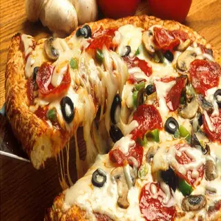 09. Pizza Americana